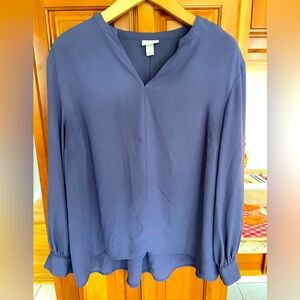 3 Like new! 🌸🌼women’s 1X blouses.